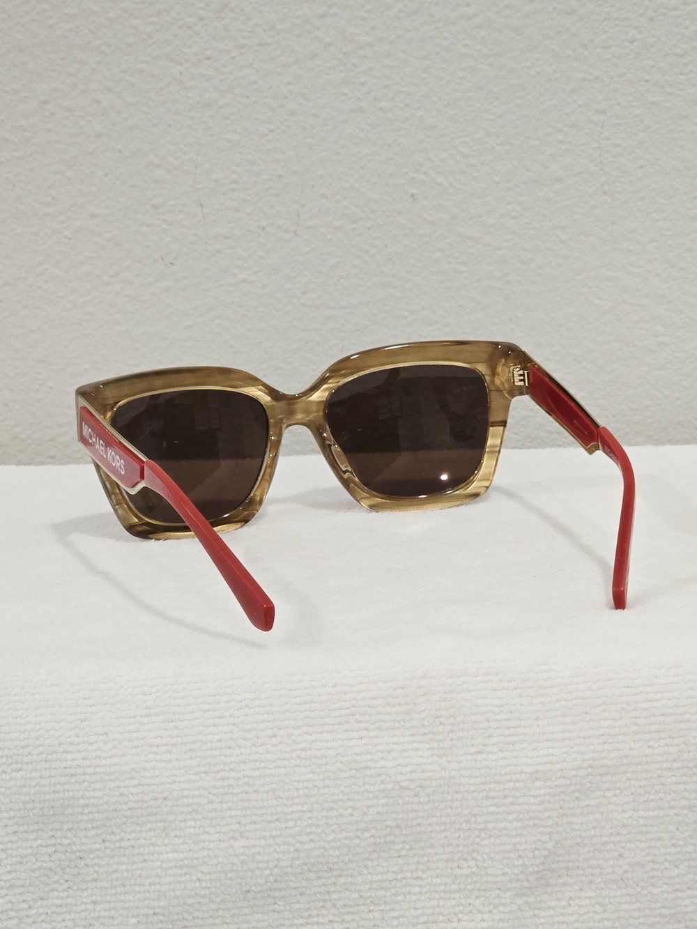 Michael Kors Tortoise Square Sunglasses with Dark Brown Lenses EUC - Picture 5 of 10